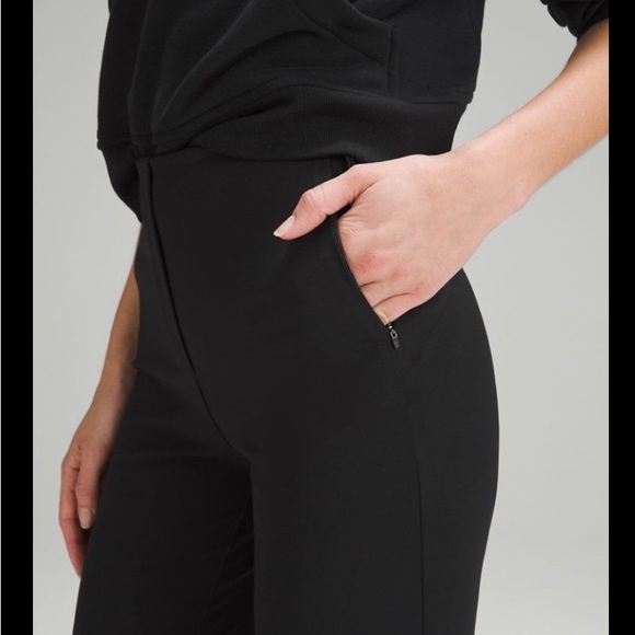 Lululemon Smooth Fit Pull-on High-rise Pant - Black 8 TALL - Picture 7 of 8